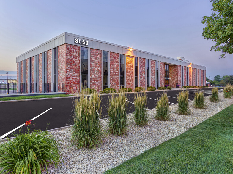 3050 Metro Dr, Bloomington, MN à louer - Photo de l’immeuble – Image 1 sur 6