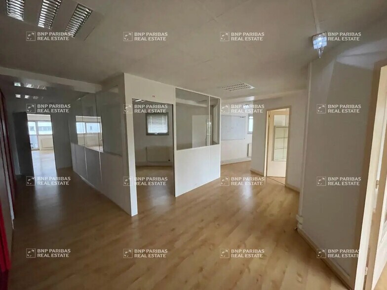 Bureau dans Nantes à vendre - Photo de l’immeuble – Image 2 sur 12
