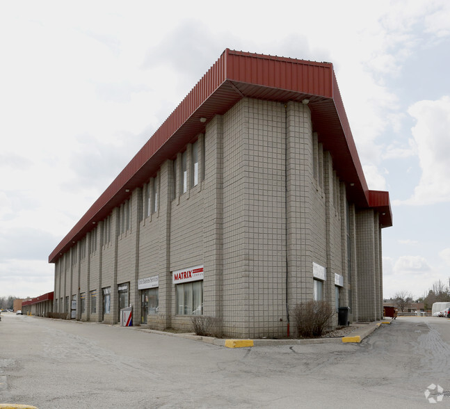 500 Alden Rd, Markham, ON à louer - Photo de l’immeuble – Image 2 sur 9