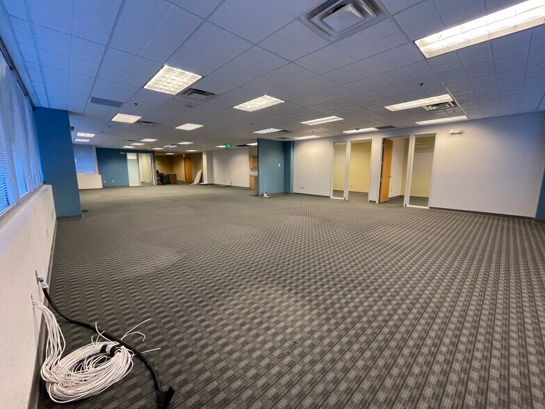 639 Isbell Rd, Reno, NV à louer - Photo de l’immeuble – Image 2 sur 20