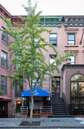 Plus de détails pour 369 W 46th St, New York, NY - Local commercial à vendre