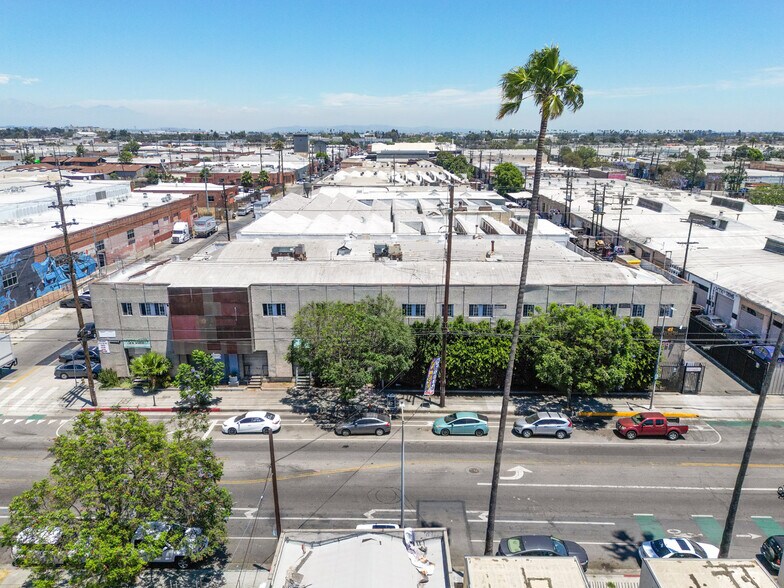 6200 Avalon Blvd, Los Angeles, CA à vendre - Photo de l’immeuble – Image 3 sur 36