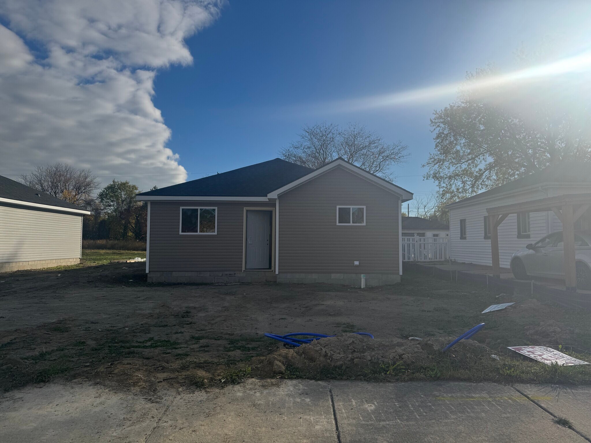 7x Wellington Ave + 21 Potential Studios portefeuille de 2 biens à vendre sur LoopNet.fr Photo de l’immeuble– Image 1 sur 7