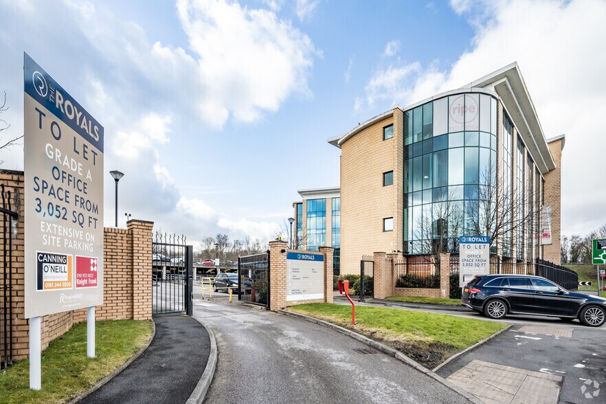 Altrincham Rd, Manchester à vendre - Photo de l’immeuble – Image 3 sur 3