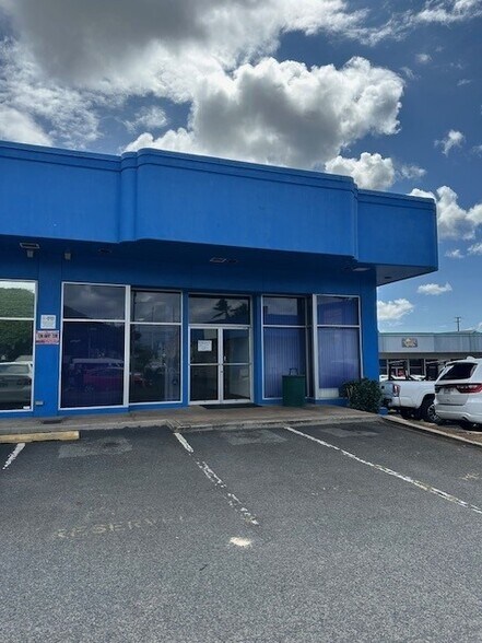 98-425 Kamehameha Hwy, Aiea, HI à louer - Photo de l’immeuble – Image 2 sur 12