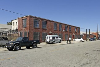 Plus de détails pour 2001 Belgrave Ave, Huntington Park, CA - Industriel/Logistique à louer