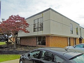 Plus de détails pour 18481 W Ten Mile Rd, Southfield, MI - Bureau à louer