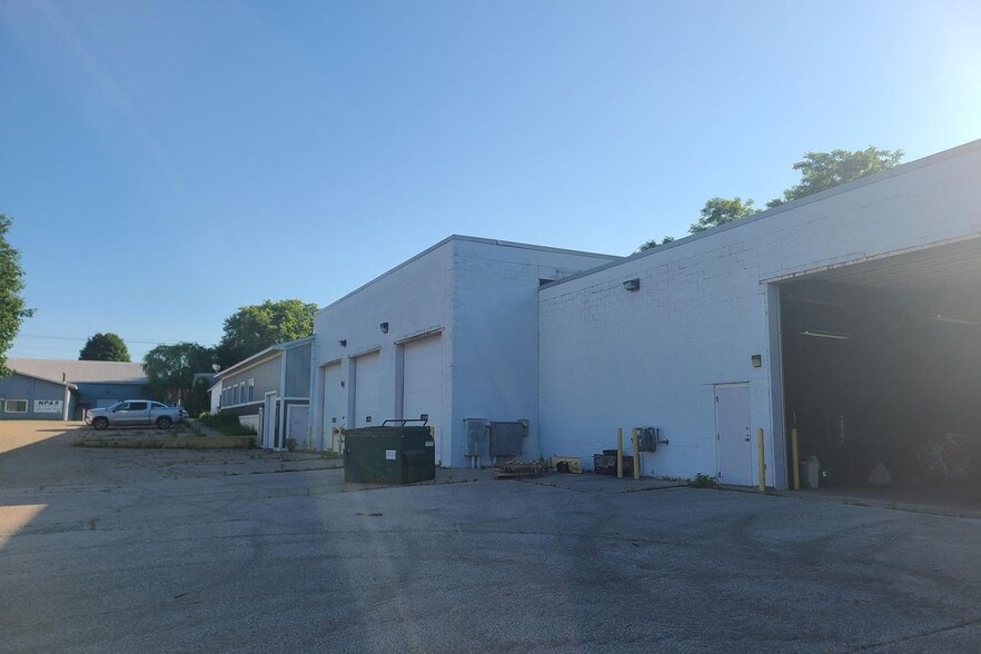 410 E Dowland St, Ludington, MI à vendre - Photo principale – Image 1 sur 13