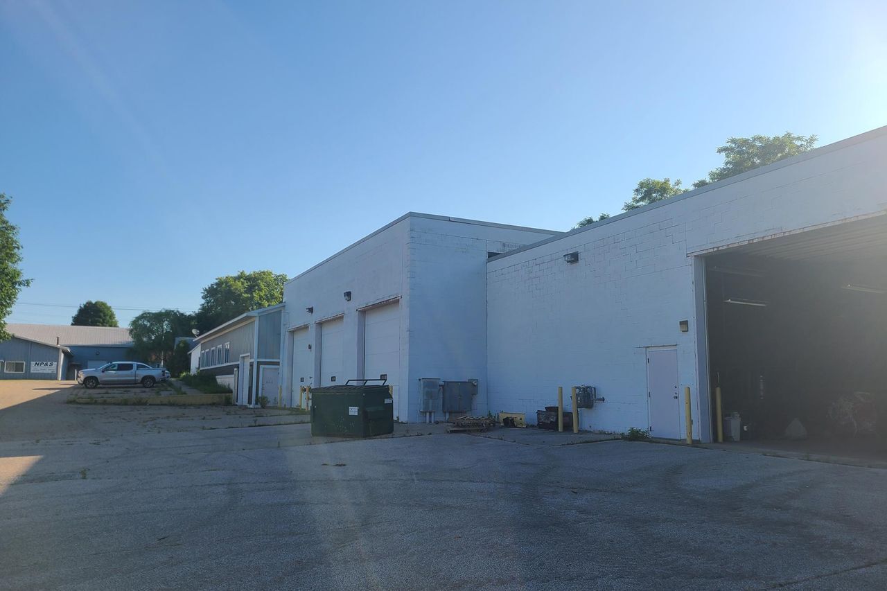 410 E Dowland St, Ludington, MI à vendre Photo principale– Image 1 sur 14