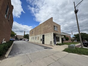 315 James St, Geneva, IL à louer Photo de l’immeuble– Image 1 sur 8
