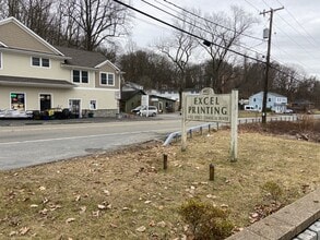 405 Route 52, Carmel, NY à louer Photo de l’immeuble– Image 2 sur 9