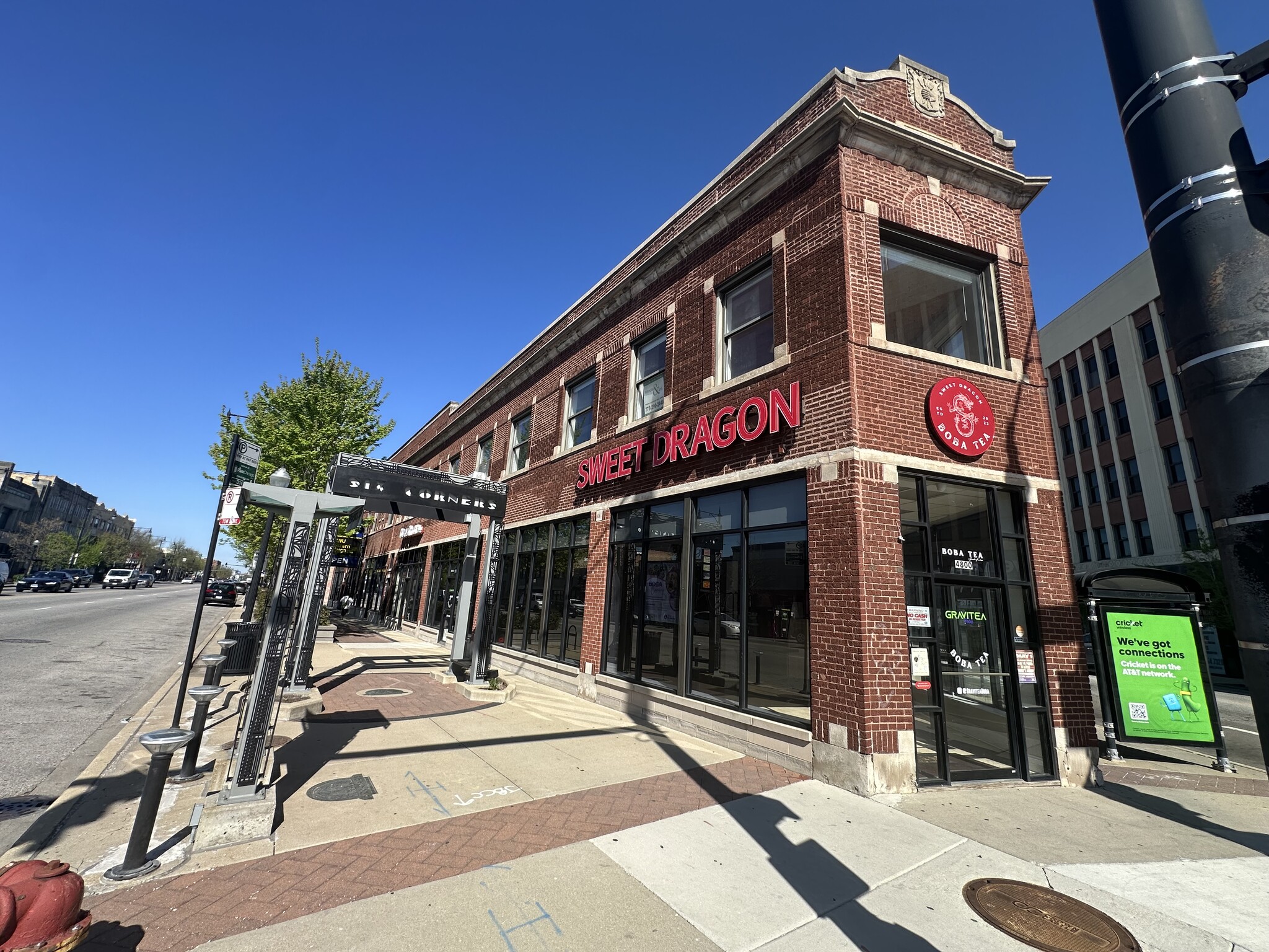 4006-4012 N Milwaukee Ave, Chicago, IL à louer Photo de l’immeuble– Image 1 sur 8