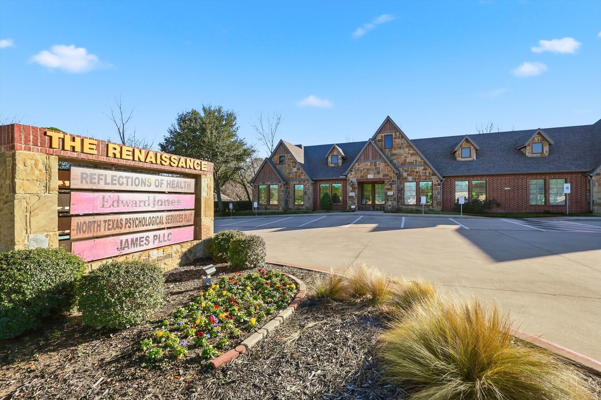 1117 Glade Rd, Colleyville, TX à louer Photo principale– Image 1 sur 19