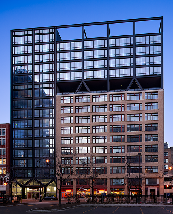 642 S Clark St, Chicago, IL à louer Photo de l’immeuble– Image 1 sur 2