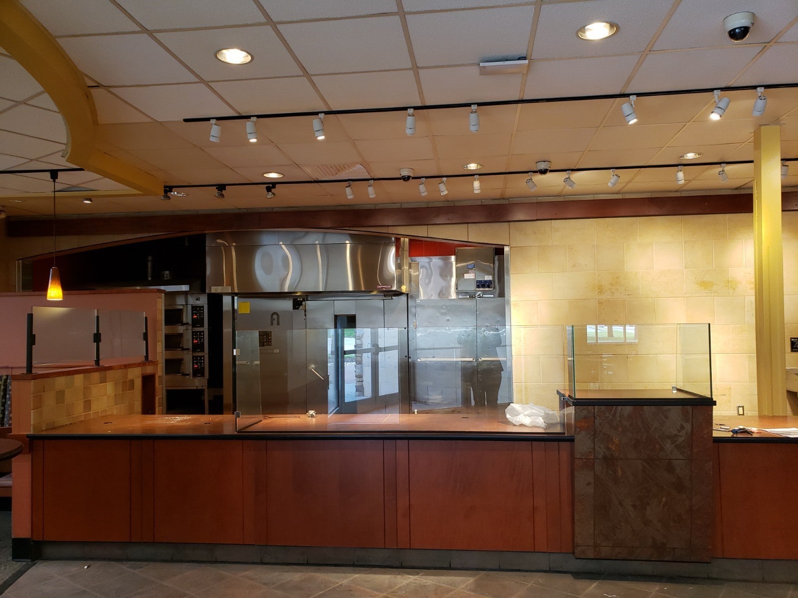 221 N 66th St, Lincoln, NE à louer Photo intérieure– Image 1 sur 8