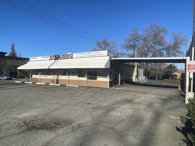 5901 Folsom Blvd, Sacramento, CA à vendre - Photo de l’immeuble – Image 2 sur 5