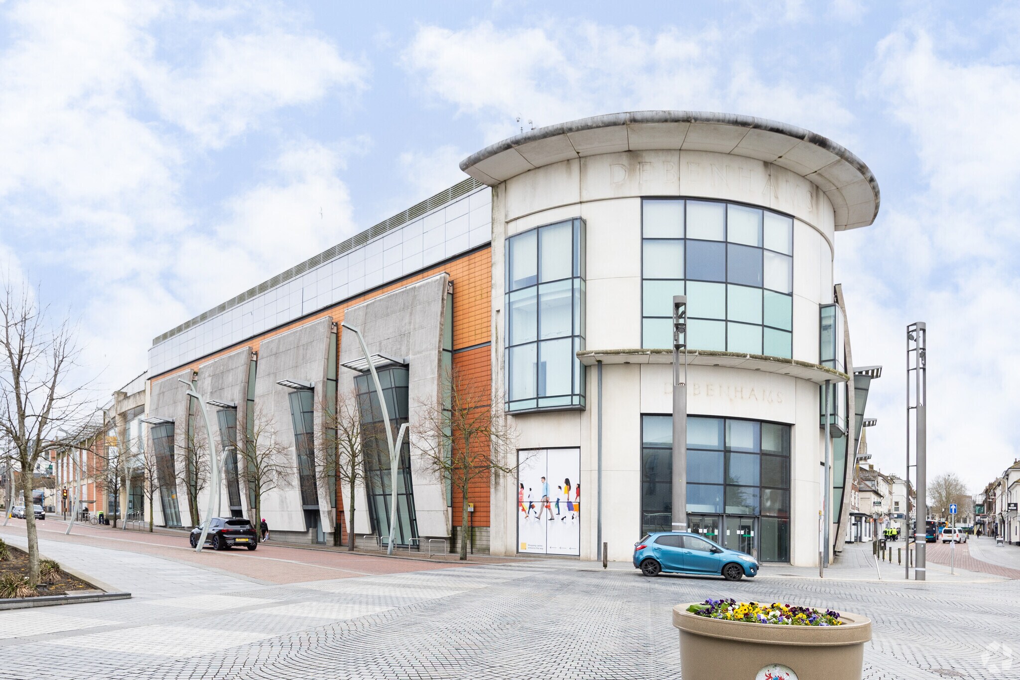 County Sq, Ashford à louer Photo principale– Image 1 sur 9