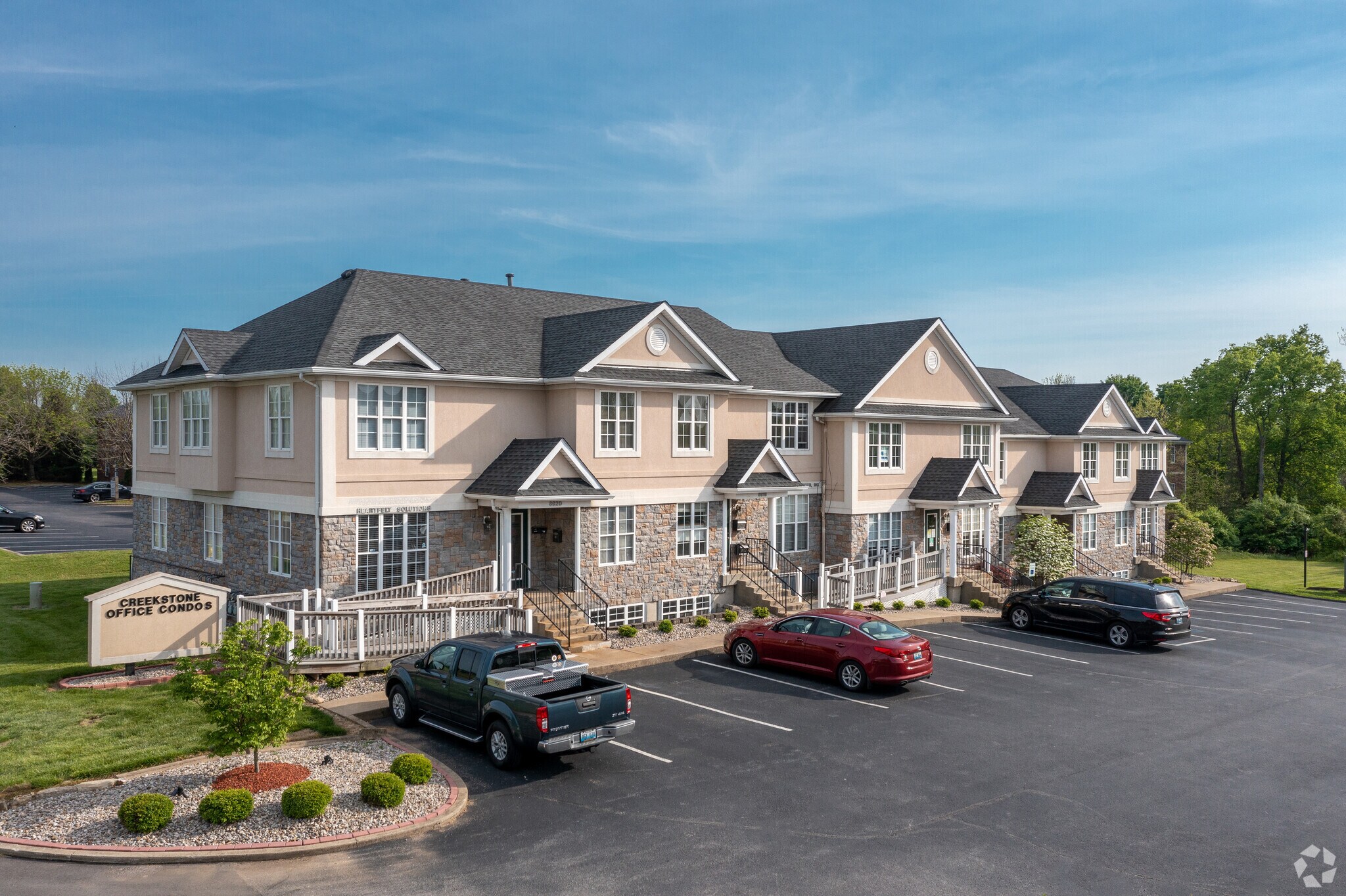 8912-8921 Stone Green Way, Louisville, KY à louer Photo principale– Image 1 sur 17