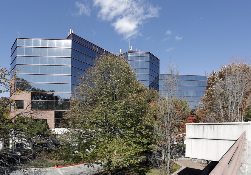 6565 N Charles St, Baltimore, MD à louer - Photo principale – Image 1 sur 4