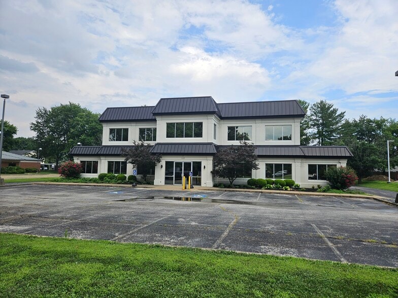 1110 Professional Blvd, Evansville, IN à louer - Photo de l’immeuble – Image 1 sur 19