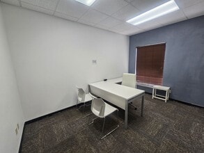 21750 Hardy Oak Blvd, San Antonio, TX à louer Photo intérieure– Image 1 sur 1