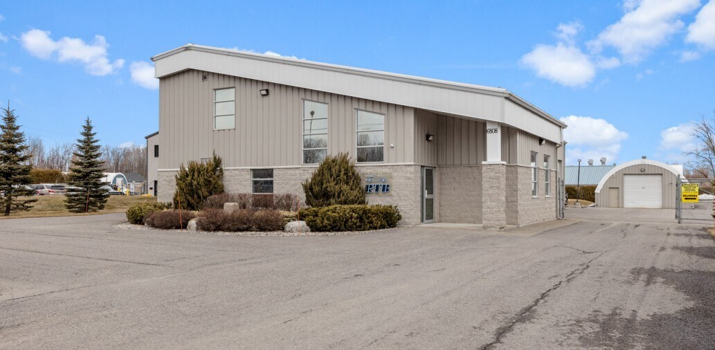 6798 & 6806 Hiram Drive portefeuille de 2 biens à vendre sur LoopNet.fr Photo principale– Image 1 sur 10