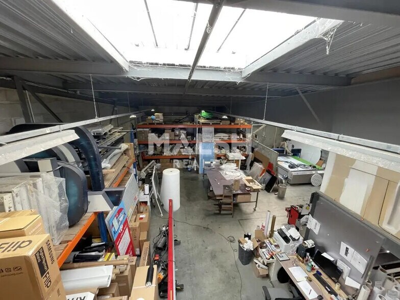 Bureau dans Brignais à louer - Photo intérieure – Image 2 sur 7