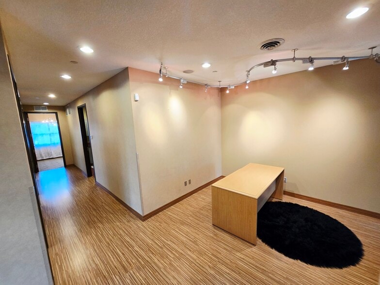 3525 Plymouth Blvd, Plymouth, MN à louer - Photo intérieure – Image 3 sur 15