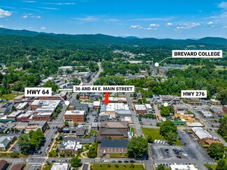 Plus de détails pour 36 & 44 E Main St., Brevard, NC - Local commercial à vendre