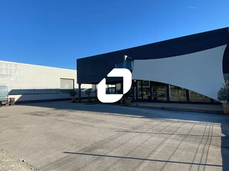 Local d’activités dans Mauguio à louer Photo de l’immeuble– Image 1 sur 8