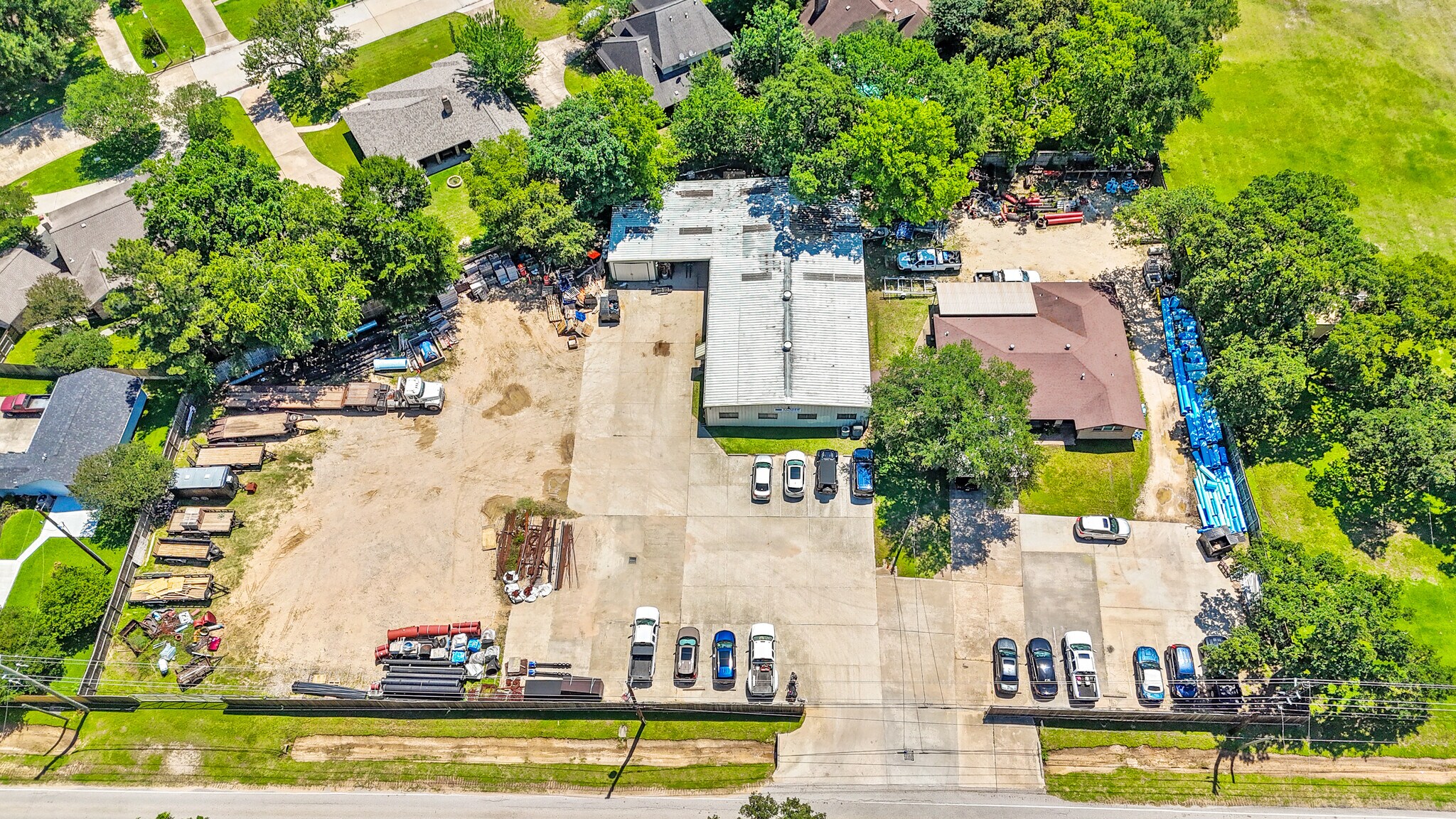14250 Schroeder Rd, Houston, TX à louer Photo principale– Image 1 sur 9