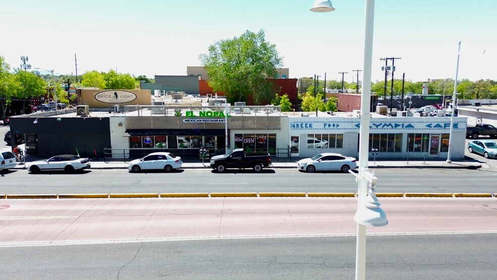 2210-2222 Central Ave SE, Albuquerque, NM à louer - Photo de l’immeuble – Image 1 sur 12