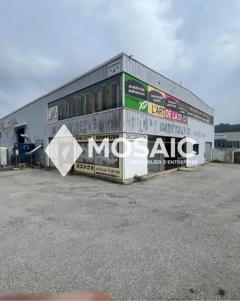 Local commercial dans Saint-Jeannet à louer - Photo de l’immeuble – Image 1 sur 4
