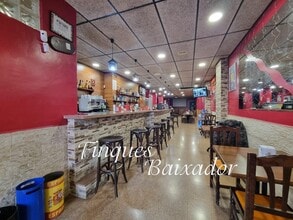 Local commercial dans Castelldefels, Barcelona à louer Photo intérieure– Image 1 sur 14