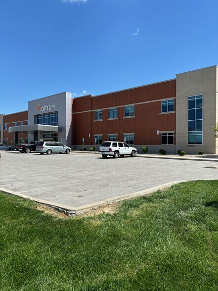 4101 Technology Ave, New Albany, IN à louer - Photo de l’immeuble – Image 2 sur 2