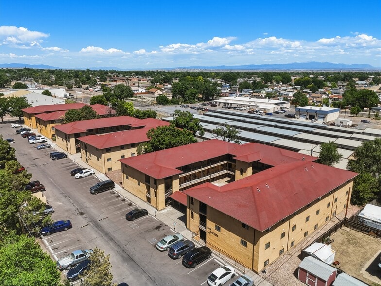 2029 Acero Ave, Pueblo, CO à vendre - Photo principale – Image 1 sur 7