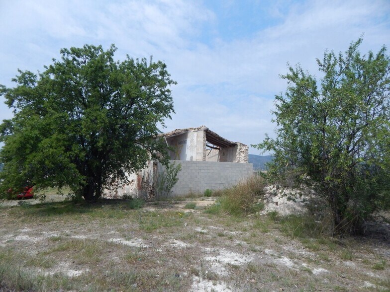 Industriel/Logistique dans Ontinyent, Valencia à vendre - Photo de l’immeuble – Image 2 sur 5