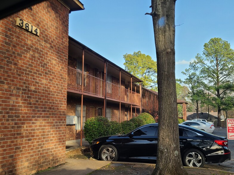 3609 Forrest Ave, Memphis, TN à vendre - Photo de l’immeuble – Image 3 sur 15