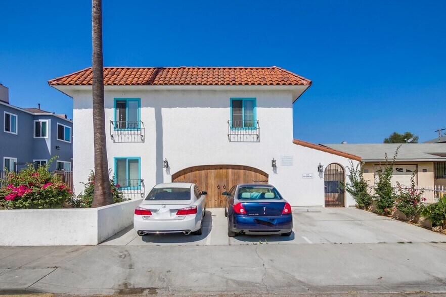 4344 Van Dyke Ave, San Diego, CA à vendre - Photo de l’immeuble – Image 1 sur 19