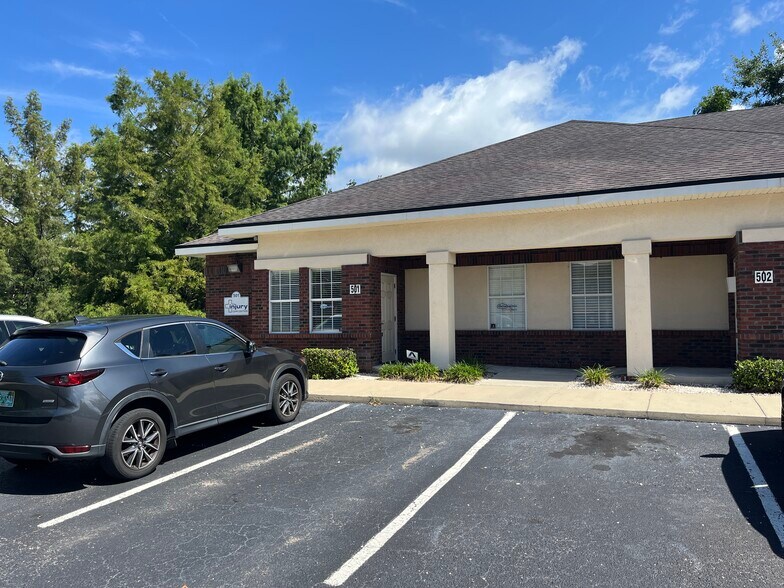 13453 N Main St, Jacksonville, FL à louer - Photo de l’immeuble – Image 2 sur 17