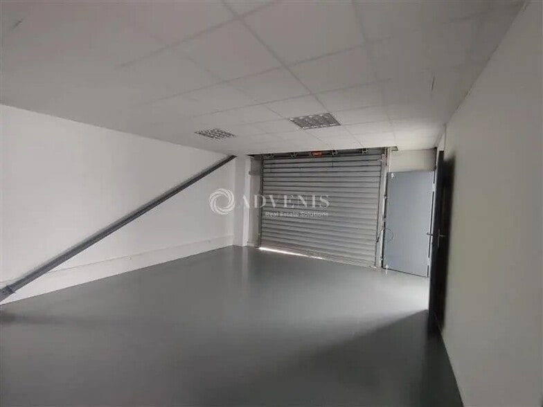 Local d’activités dans Vendres à louer - Photo intérieure – Image 2 sur 5