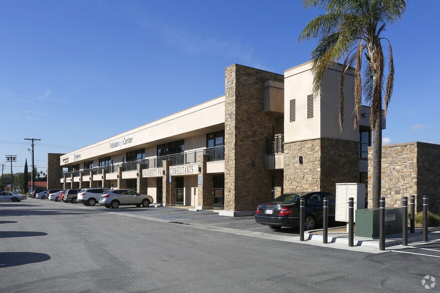6900 Brockton Ave, Riverside, CA à louer - Photo de l’immeuble – Image 3 sur 5