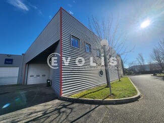 Plus de détails pour 36 Rue Champ Dolin, Saint-Priest - Local d'activités à louer
