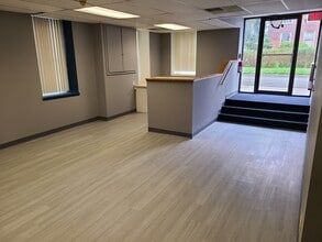 40 Clinton St, Brockport, NY à louer Photo de l’immeuble– Image 1 sur 7