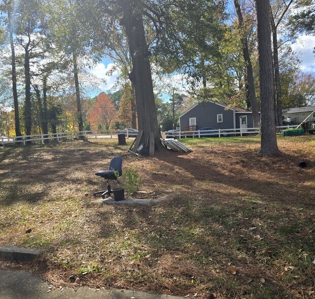 311 Rockbridge Rd, Lilburn, GA à vendre - Photo de l’immeuble – Image 2 sur 4