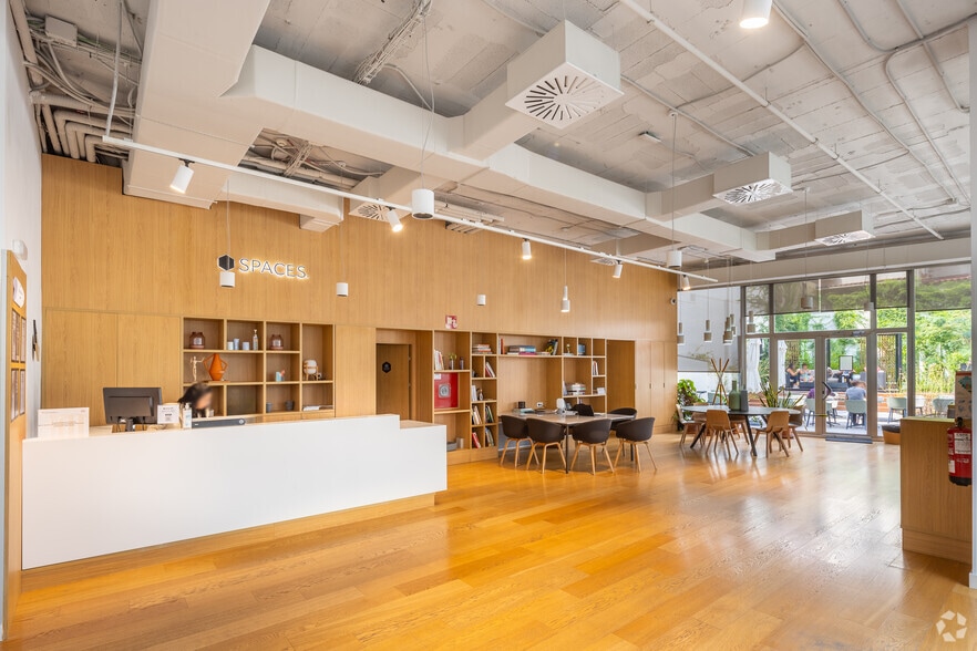 Carrer de Pallars, 193-201, Barcelone, Barcelona à louer - Hall d’entrée – Image 3 sur 23