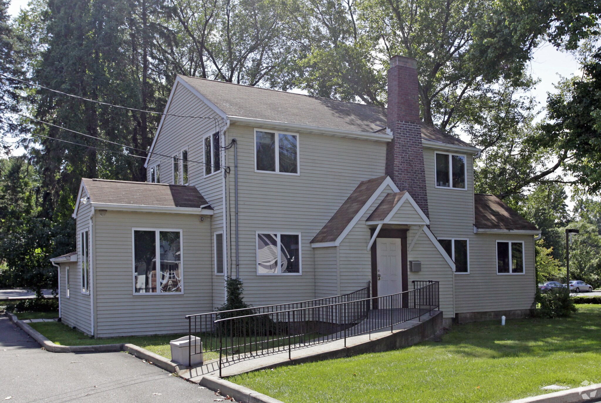 7 Stokum Ln, New City, NY à vendre Photo de l’immeuble– Image 1 sur 30