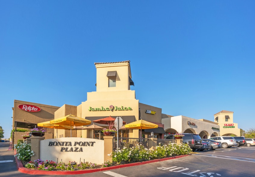 700-790 Otay Lakes Rd, Chula Vista, CA à louer - Photo de l’immeuble – Image 3 sur 7