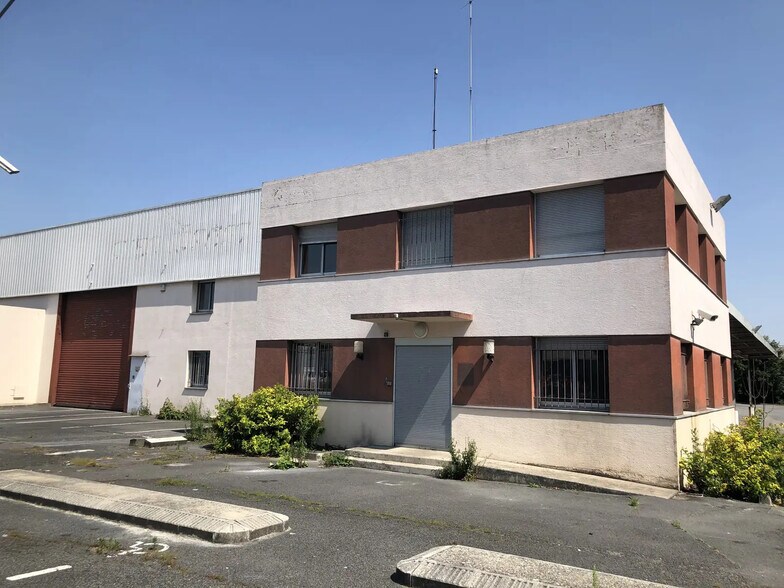 Industriel/Logistique dans Reims à vendre - Photo de l’immeuble – Image 3 sur 5
