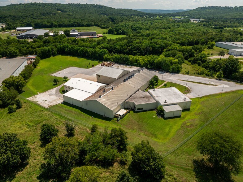 1601 E Pump Station Rd, Fayetteville, AR à louer - Aérien – Image 3 sur 8